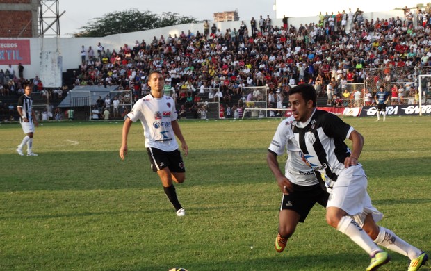 Jogo (Foto: Vital Florêncio / GE.COM/CARUARU)