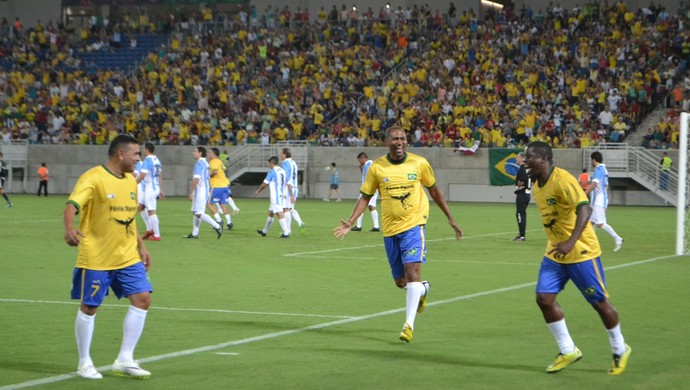 Beto comemora gol - Brasil x Argentina (Foto: Jocaff Souza/GloboEsporte.com)