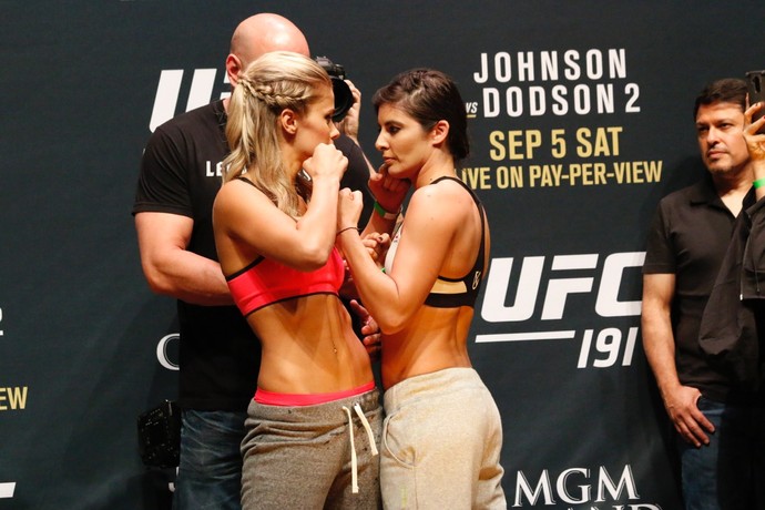 Paige VanZant Alex Chambers encarada pesagem UFC 191 (Foto: Evelyn Rodrigues)