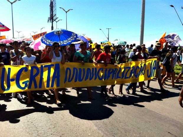 Grupo pede que Cacau Pirêra se torne um município do interior do Amazonas (Foto: Camila Henriques /G1 AM)