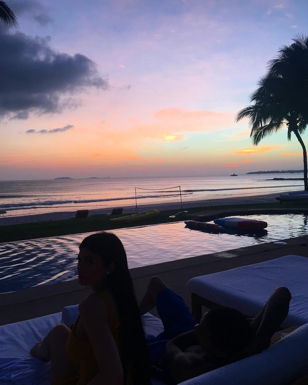 Kylie Jenner e o namorado, Tyga, curtem tarde de amor e sol (Foto: Reprodução do Instagram)