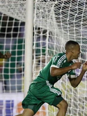 Gabriel Jesus comemora seu primeiro gol, Asa x Palmeiras
