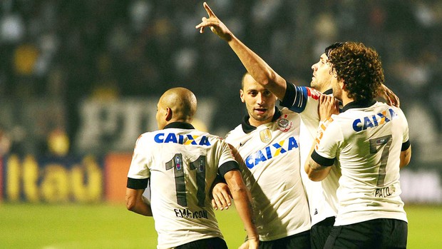 Paulo Andre Corinthians e Grêmio (Foto: Marcos Ribolli)