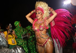 Livia Andrade no carnaval em São Paulo (Foto: Iwi Onodera/EGO)