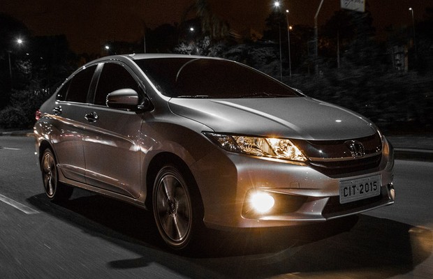 [Imagem: honda-city-2015-2.jpg]