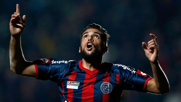 Emmanuel Mas comemoração san lorenzo - libertadores (Foto: Reuters) Emmanuel Mas comemoração san lorenzo - libertadores (Foto: Reuters)