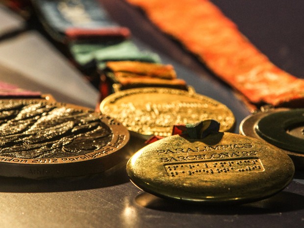Medalhas de paralimpíadas passadas estarão em exposição na Alerj (Foto: Divulgação/ Alerj)