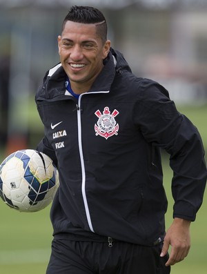 Ralf aguarda acerto de atrasos, mas diz: 