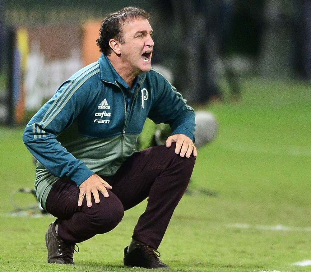 Cuca elogia Inter e valoriza vantagem do Palmeiras