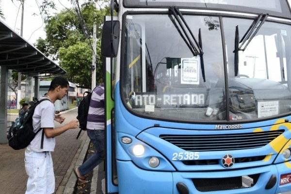 RodoviÃ¡rios entram em greve e semana comeÃ§a com menos Ã´nibus nas ruas, espÃ­rito santo  (Foto: Marcos Fernandez/A Gazeta)