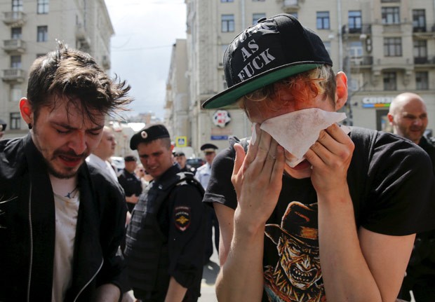 G Polícia reprime manifestação pelo direito gay em Moscou notícias em Mundo
