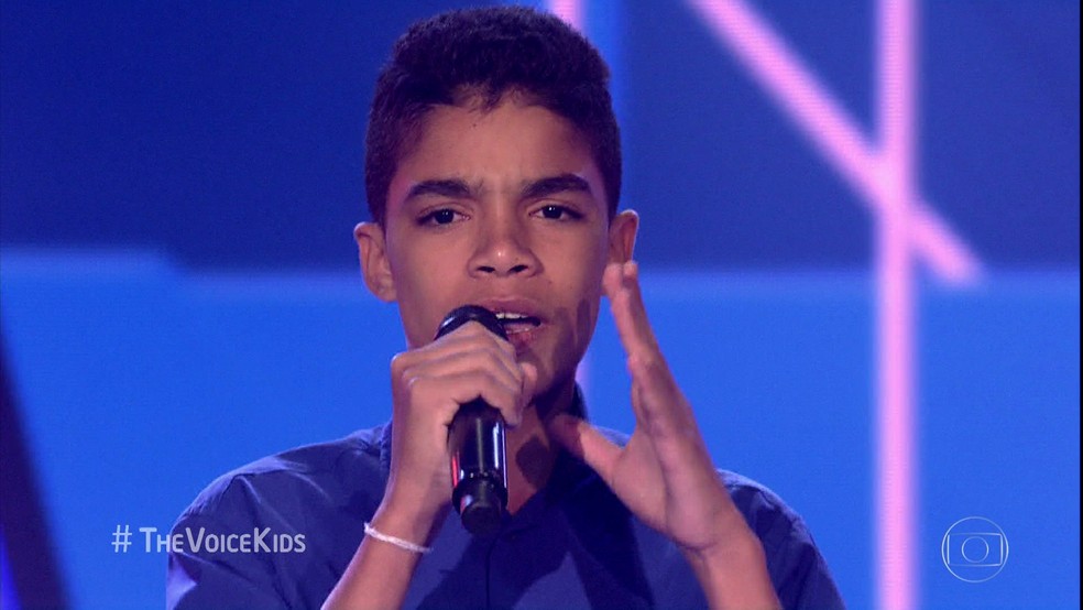 Everson interpretou música de Jorge & Mateus (Foto: Isabella Pinheiro/Gshow)