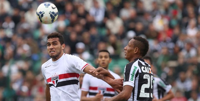 Figueirense x São Paulo (Foto: Rubens Chiri/saopaulofc.net)