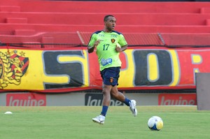 ailton sport (Foto: Aldo Carneiro / Pernambuco Press)