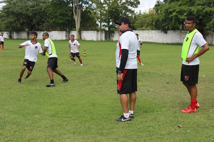 Flamengo-PI (Foto: Antônio Fontes/GloboEsporte.com)