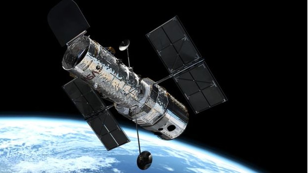 O telescópio espacial Hubble mergulhou em seis bilhões de anos luz para fazer as imagens (Foto: Nasa)