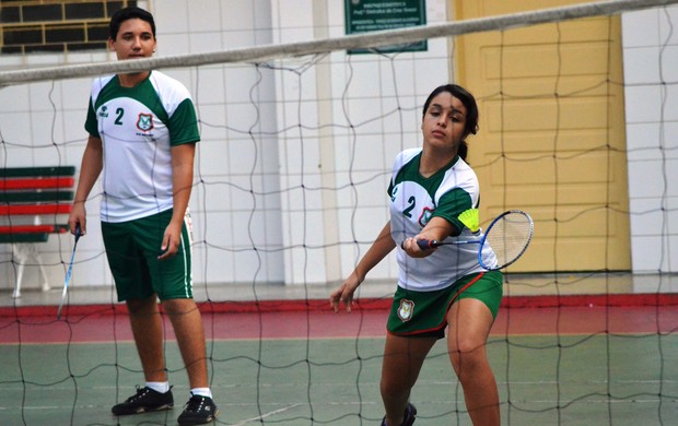 Jovens de ambos os sexos praticam a modalidade (Foto: Felipe Martins/GLOBOESPORTE.COM)