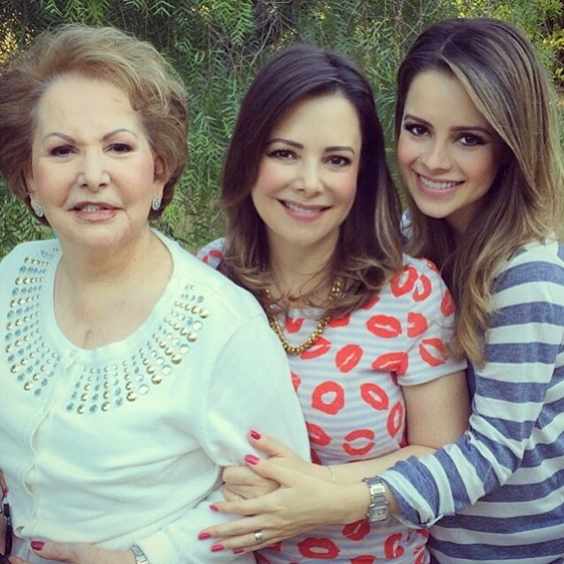 Sandy com a mãe e a avó (Foto: Instagram / Reprodução)