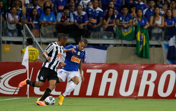 Robinho Santos x Cruzeiro (Foto: Washington Alves / VIPCOMM)