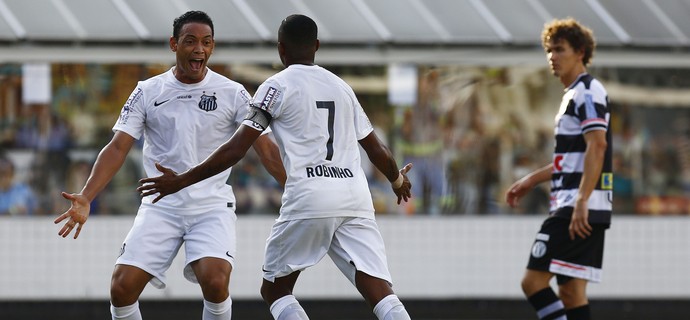 Ricardo Oliveira e Robinho - Santos x XV de Piracicaba (Foto: Ricardo Saibun / Estadão Conteúdo)