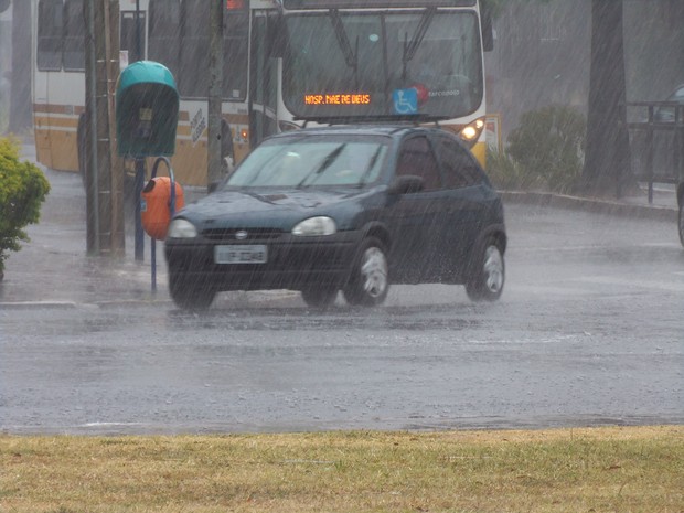 G1 Chuva Atinge Várias Regiões Mas Virada Deve Ter Tempo Seco No Rs Notícias Em Rio Grande 