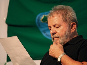 INTIMADO Na condição de testemunha, o ex-presidente Lula falou à PF sobre o mensalão (Foto: Layal Antanios/Fotoarena/Folhapress)