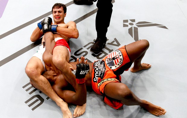 Yves Edwards x Akbarh Arreola - UFC (Foto: Getty Images)