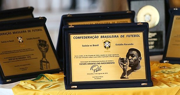 Pelé seleção em tributo aos jogadores de 1958 (Foto: CBF)