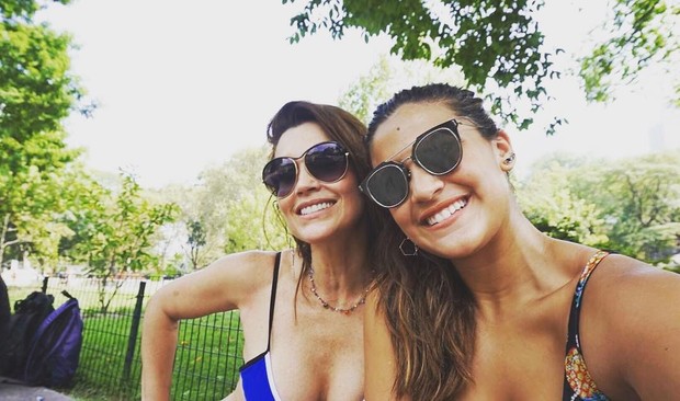 Flávia Alessandra e Giulia Costa (Foto: Reprodução/Instagram)