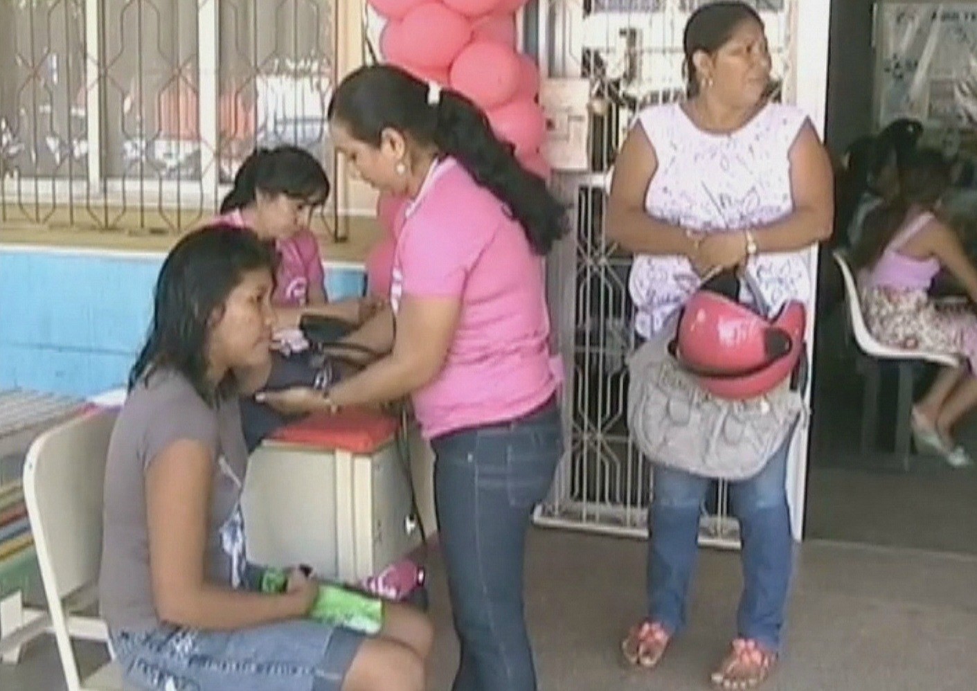 Diversas atividades foram oferecidas às mulheres (Foto: Jornal do Amazonas)