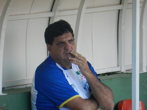 Luís Eduardo, técnico da URT, Campeonato Mineiro (Foto: Gullit Pacielle)