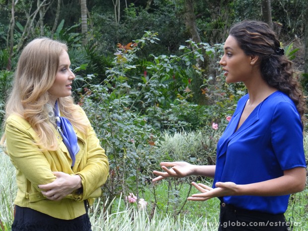 Débora Nascimento conversa com Angélica (Foto: Estrelas / TV Globo)