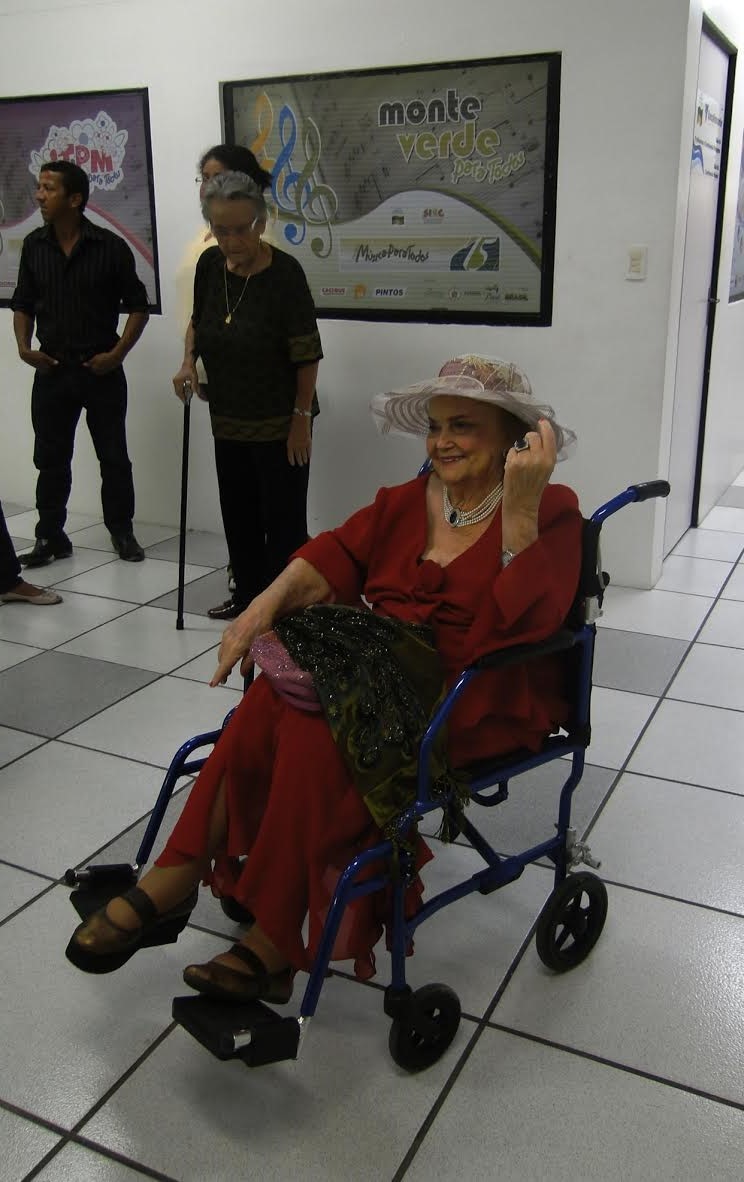 Dona Genu Moraes se tornou conhecida pelo seu pioneirismo  (Foto: Projeto Música para Todos)