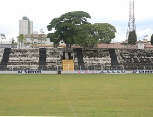 Estádio Fausto Alvim Araxá Esporte (Foto: Maritza Borges)