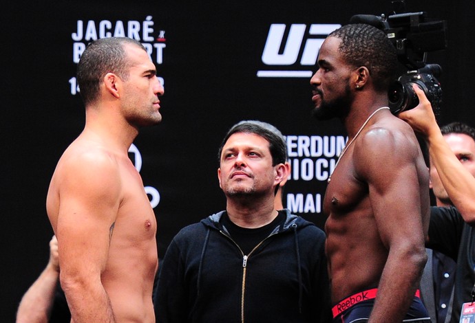 Encarada Maurício Shogun Corey Anderson UFC 198 (Foto: Jason Silva) Encarada Maurício Shogun Corey Anderson UFC 198 (Foto: Jason Silva)