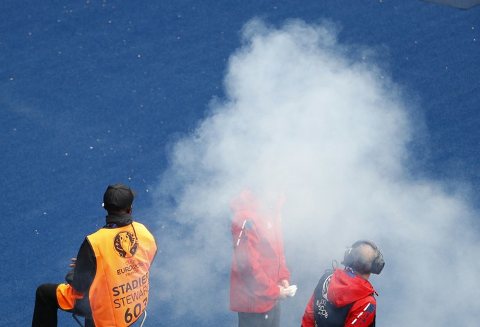 Bomba Turquia x Croácia (Foto: Reuters) Bomba Turquia x Croácia (Foto: Reuters)