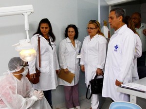Médicos pelo programa começaram atender em São José dia 2 de abril (Foto: Antônio Basílio/PMSJC)