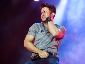 Sábado (23) - Animado, cantor não parou de dançar um minuto dutante o show na arena (Foto: Érico Andrade/G1) Sábado (23) - Animado, cantor não parou de dançar um minuto dutante o show na arena (Foto: Érico Andrade/G1)