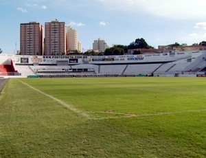 Estádio Moisés Lucarelli Majestoso Ponte Preta (Foto: Carlos Velardi / EPTV)
