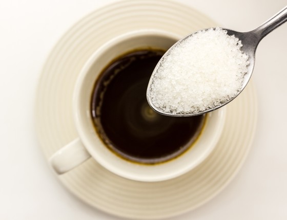 Café com açúcar (Foto: Thinkstock) Café com açúcar (Foto: Thinkstock)
