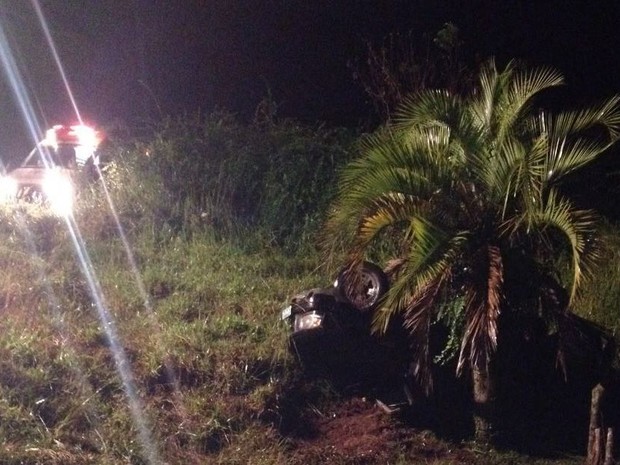 Acidente em Frei Rog&eacute;rio deixou tr&ecirc;s mortos (Foto: Corpo de Bombeiros/Divulga&ccedil;&atilde;o)