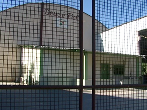 Armazém é fechado sem explicação no Sul do Espírito Santo (Foto: Reprodução/ TV Gazeta)