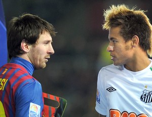 Messi Neymar jogo Barcelona Santos (Foto: AFP)