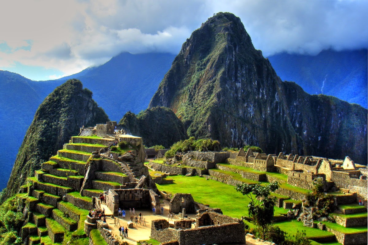 Também chamada de "cidade perdidas dos Incas", Machu Picchu foi construída em meados do século XV pela civilização pré-colombiana, no território hoje ocupado pelo Peru (Foto: Reprodução)