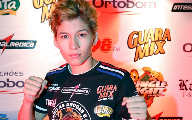 Larissa Pacheco lutadora MMA Jungle Fight (Foto: Divulgação)