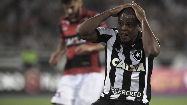 vinicius tanque botafogo (créditos: JORGE RODRIGUES/ELEVEN/ESTADÃO CONTEÚDO)