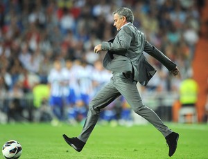 José Mourinho na partida do Real Madrid contra o La Coruña (Foto: Getty Images)
