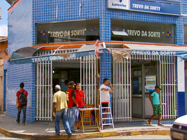 Bilhete foi registrado em lotérica do bairro Bom Pastor, em Varginha (MG) (Foto: Reprodução EPTV)