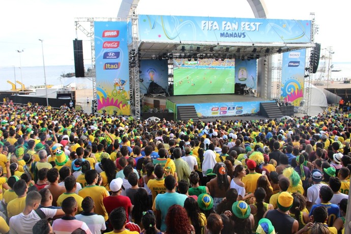 Vista do telão da Fifa Fan Fest (Foto: Hugo Crippa)