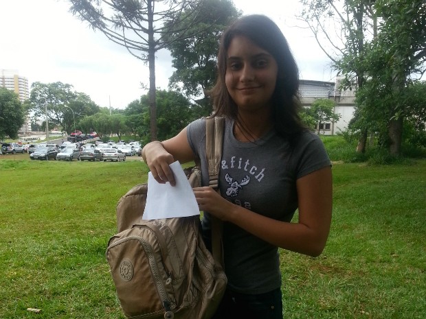 Giovana Gameiro foi aprovada para medicina no Vestibular 2015 da UEL (Foto: Arquivo pessoal)